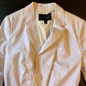 White Banana Republic blazer size 6